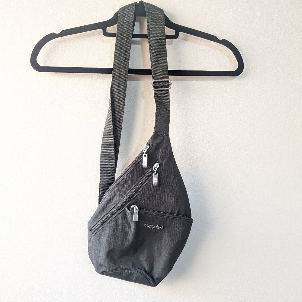 Baggallini Gray Sling Travel Hiking Biking Bag